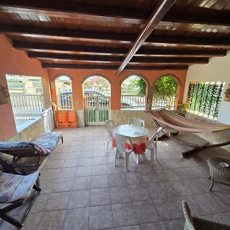 بيت للعطل Casa Di Lory Bruca