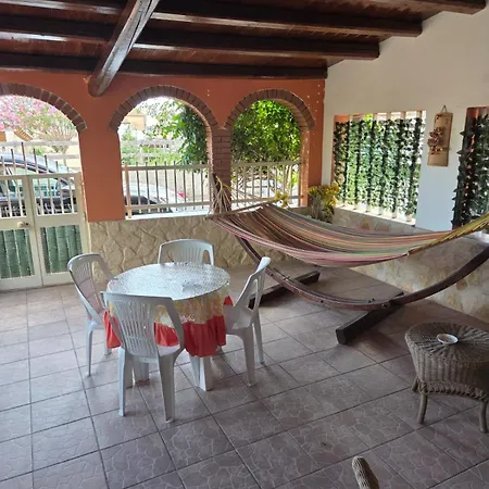 Casa Di Lory Bruca