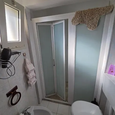 Casa Di Lory Bruca * شيكلي