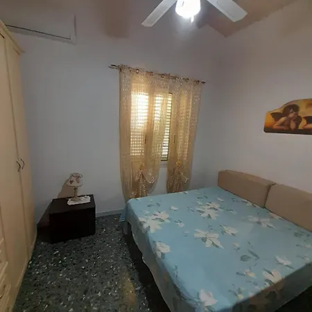 Casa Di Lory Bruca * شيكلي