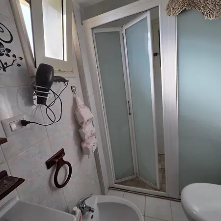 Casa Di Lory Bruca شيكلي