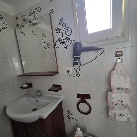 Casa Di Lory Bruca