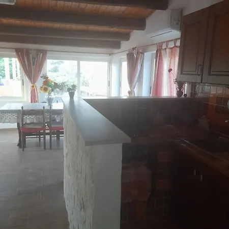 Casa Di Lory Bruca