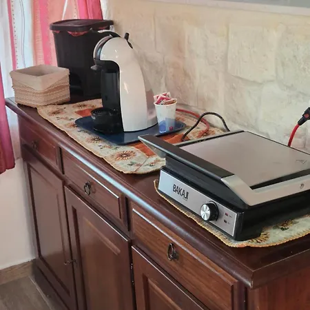 Casa Di Lory Bruca بيت للعطل *