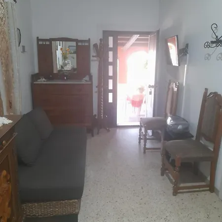 Casa Di Lory Bruca بيت للعطل *