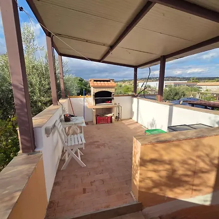 Casa Di Lory Bruca شيكلي